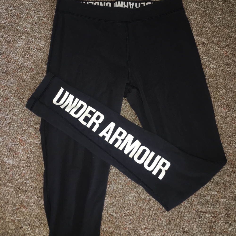 BRAND NEW under armour leggings!!